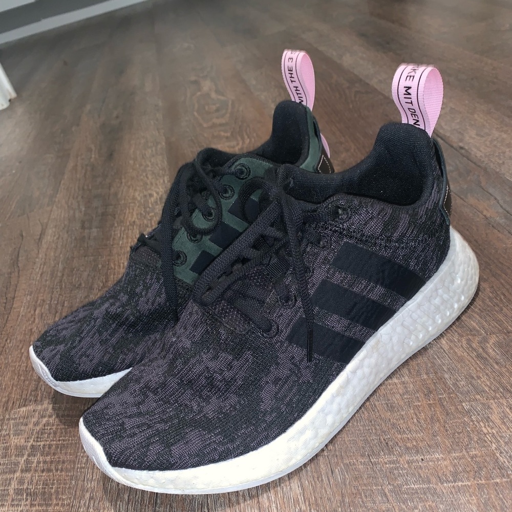 Adidas NMD R2